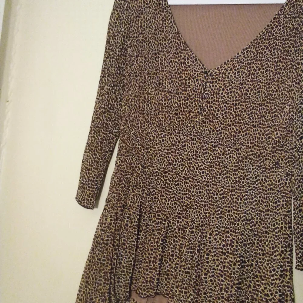 CC Blouse S 3/4 Sleeve Soft Stretch Ribbed Asymmetrical Animal Print Brown Black